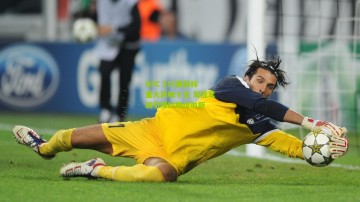 UFC 315赛前称重火药味十足 双冠军战引爆拉斯维加斯